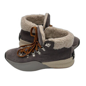 SOREL Out N About III Conquest Boots Women's 9.5 – Great Condition!